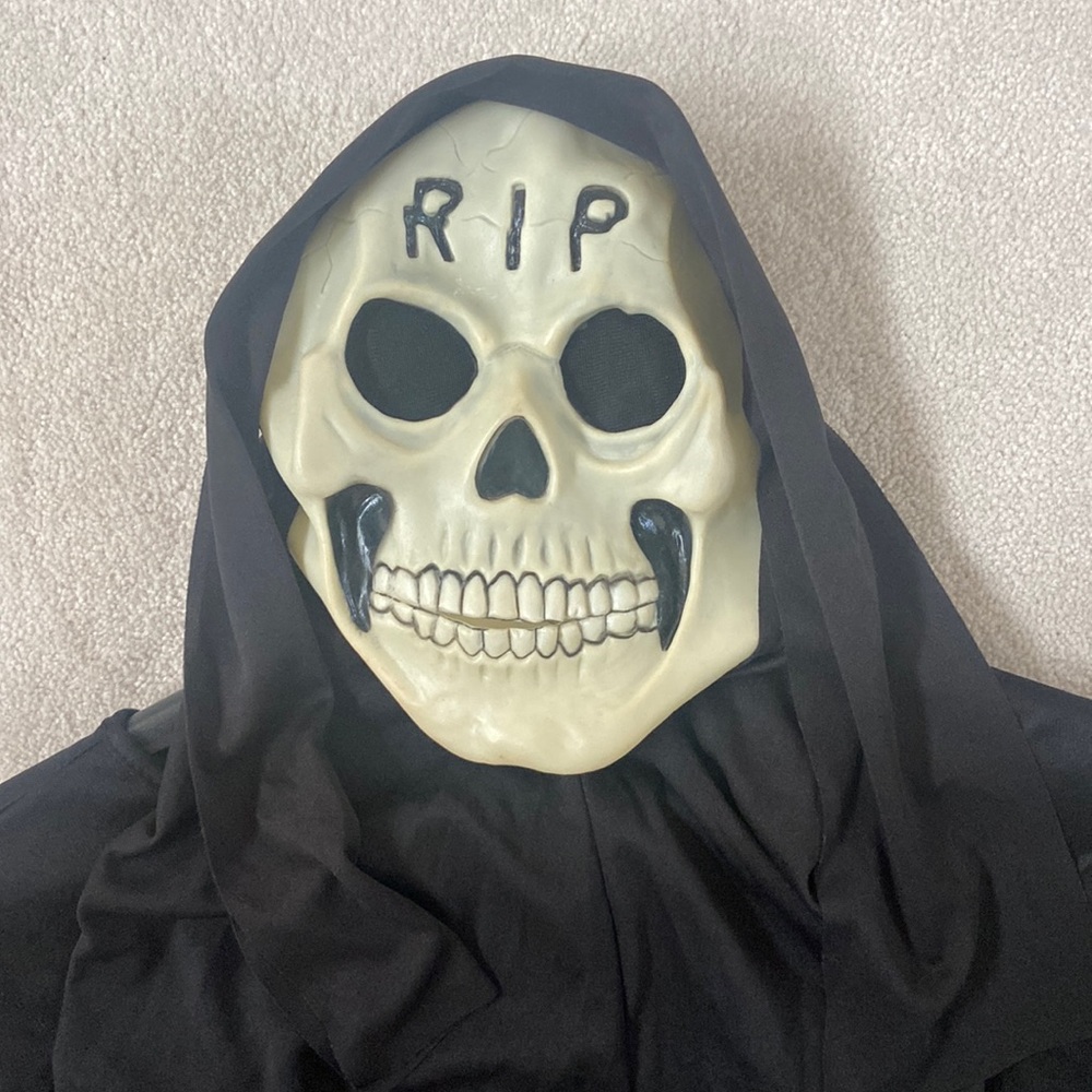 Scary Teen/Young Adult Halloween Costume
